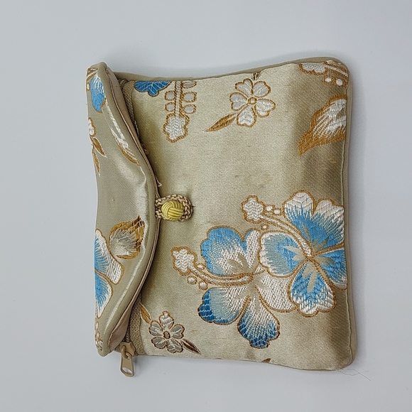 Honora Collection Beige Gold Blue Floral Embroidered Jewelry Pouch - Picture 2 of 7